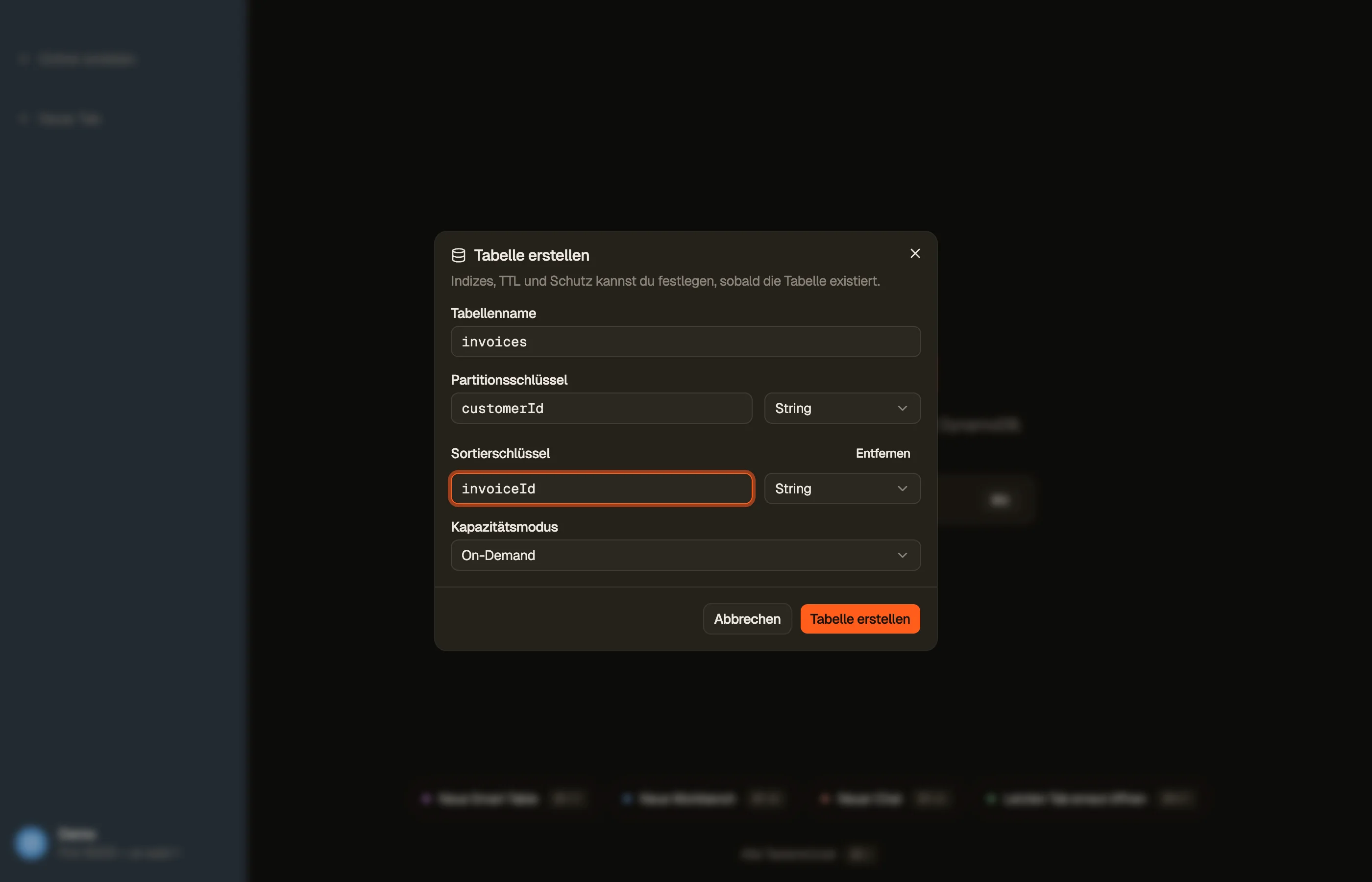 DynoTables Dialog zum Erstellen einer Tabelle: der Tabellenname, ein Partitionsschlüssel und ein Sortierschlüssel mit ihren Attributtypen sowie die Wahl zwischen On-Demand- und provisionierter Kapazität.