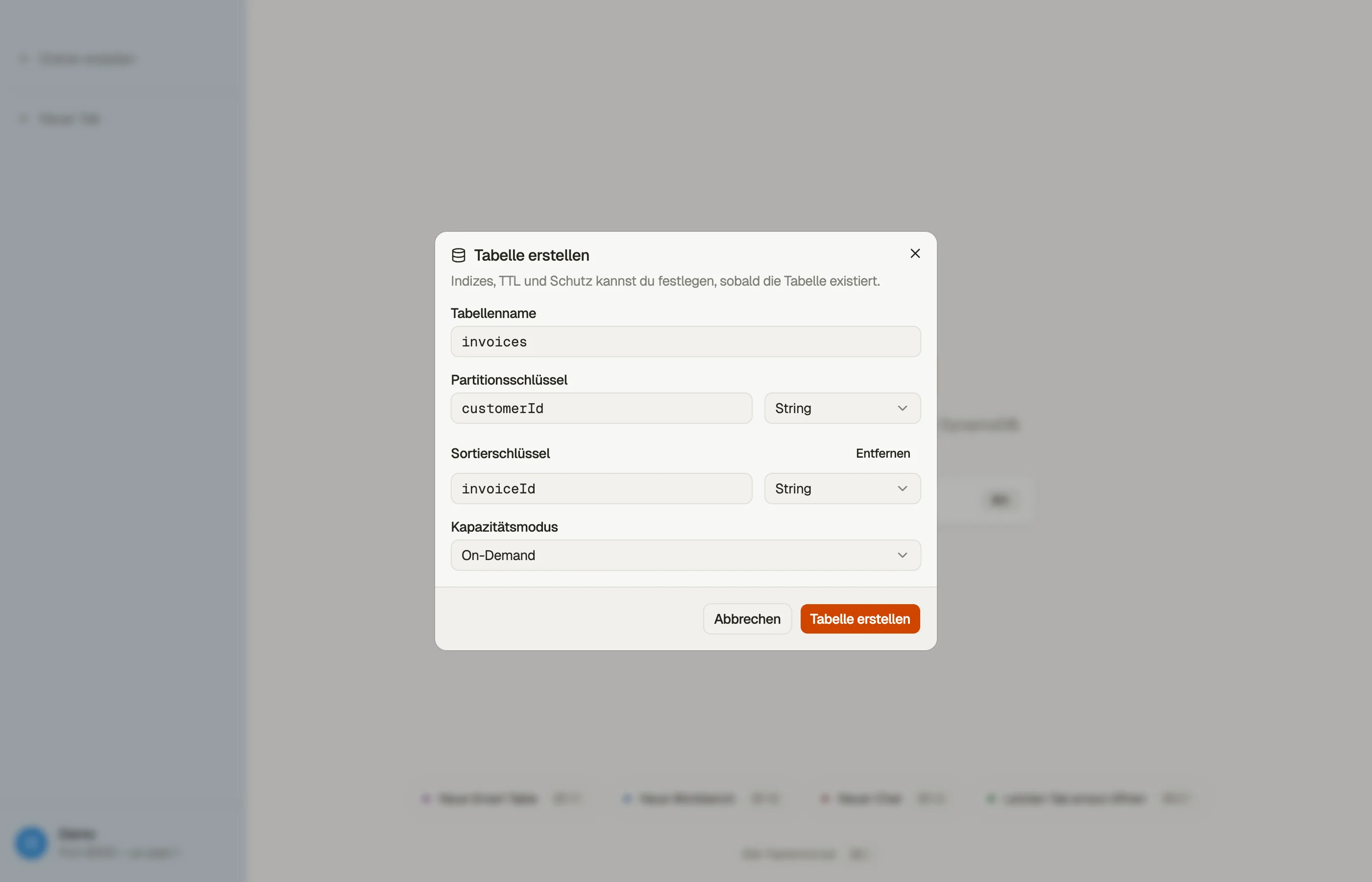 DynoTables Dialog zum Erstellen einer Tabelle: der Tabellenname, ein Partitionsschlüssel und ein Sortierschlüssel mit ihren Attributtypen sowie die Wahl zwischen On-Demand- und provisionierter Kapazität.