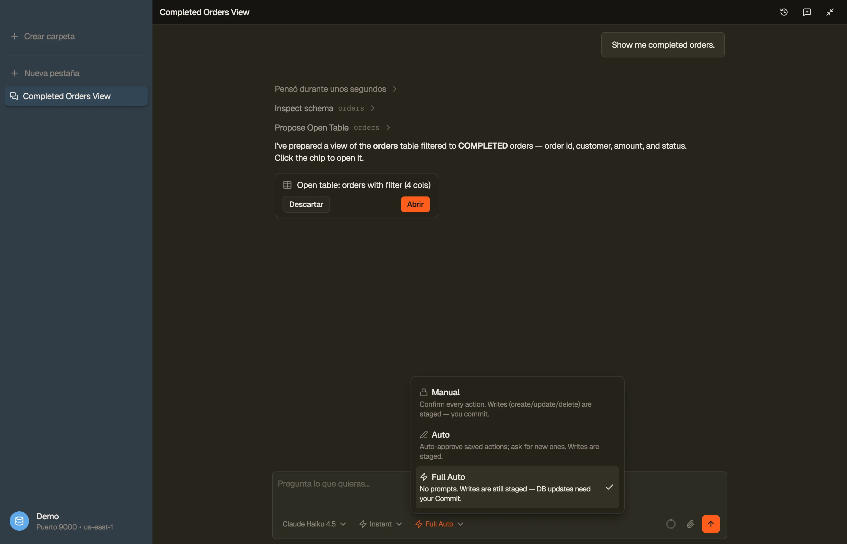 El conmutador de modo de permisos en el redactor del chat, abierto — Manual, Automático y Totalmente automático, cada uno con lo que hace.