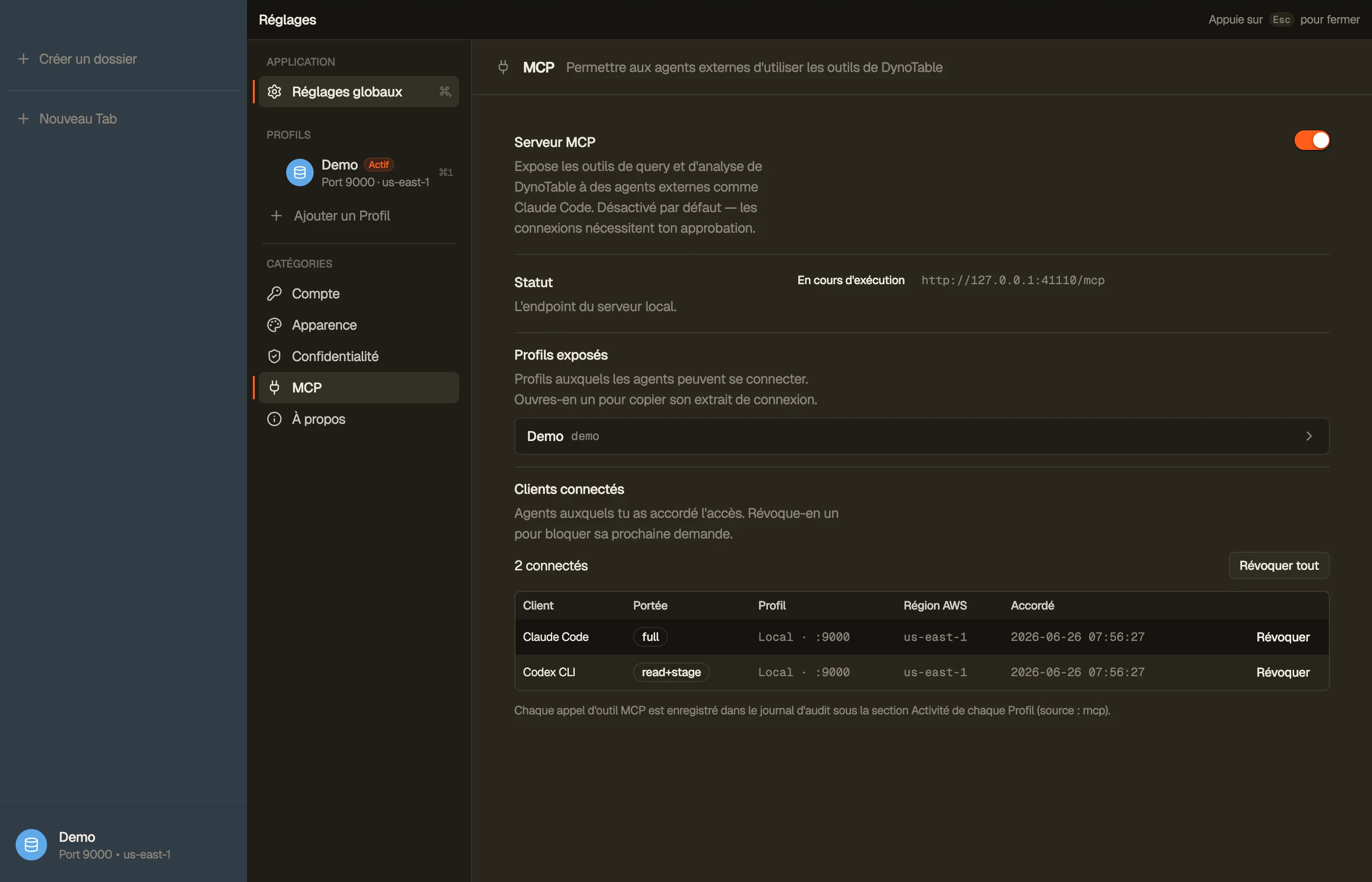 Réglages → Serveur MCP : le serveur tournant sur un port loopback local, avec la liste des clients connectés et leurs niveaux d'accès.