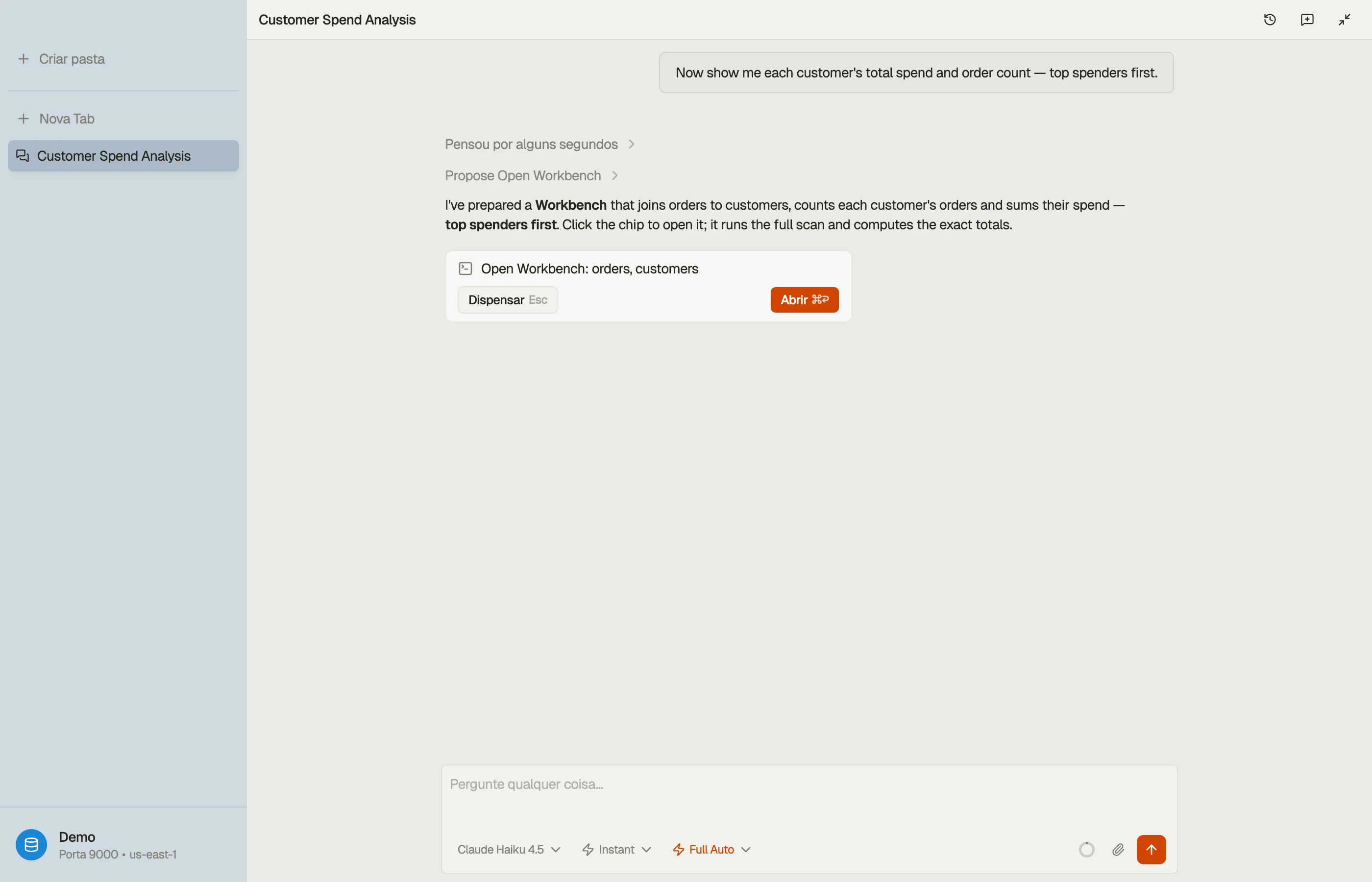 Um chip abrir-Workbench — o agente propôs uma visão SQL (aqui um join de clientes ⋈ pedidos); clicar nele abre a aba do Workbench.