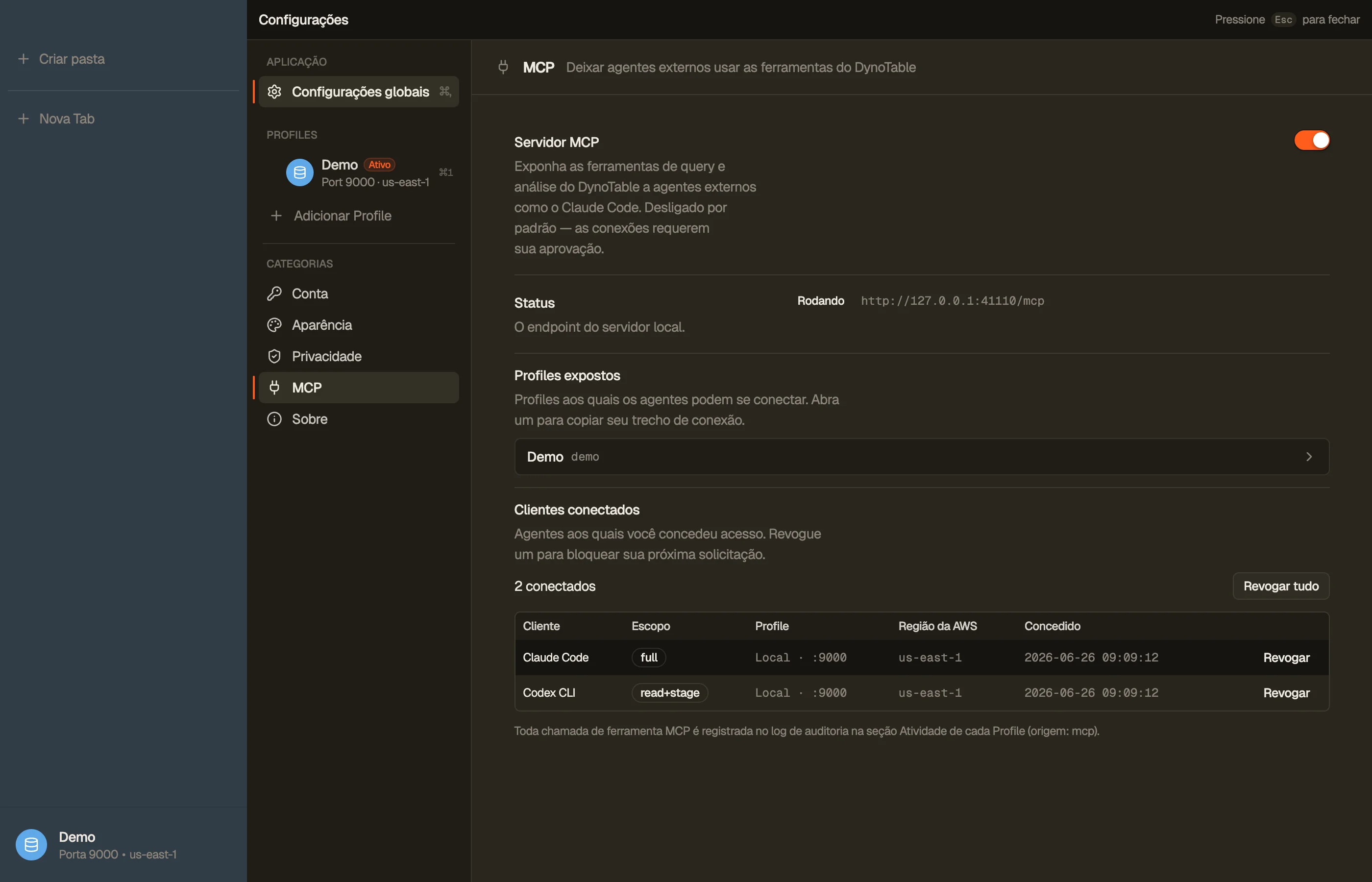 Configurações → Servidor MCP: o servidor rodando em uma porta loopback local, com a lista de clientes conectados e seus níveis de acesso.