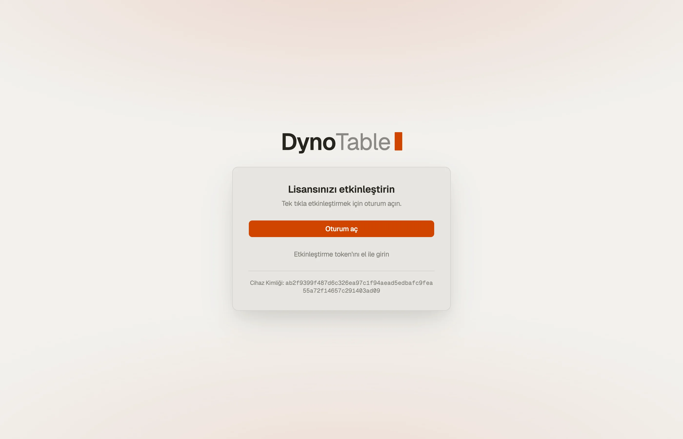 DynoTable etkinleştirme ekranı — tek tıkla etkinleştirmek için oturum aç ya da bir token'ı elle gir.