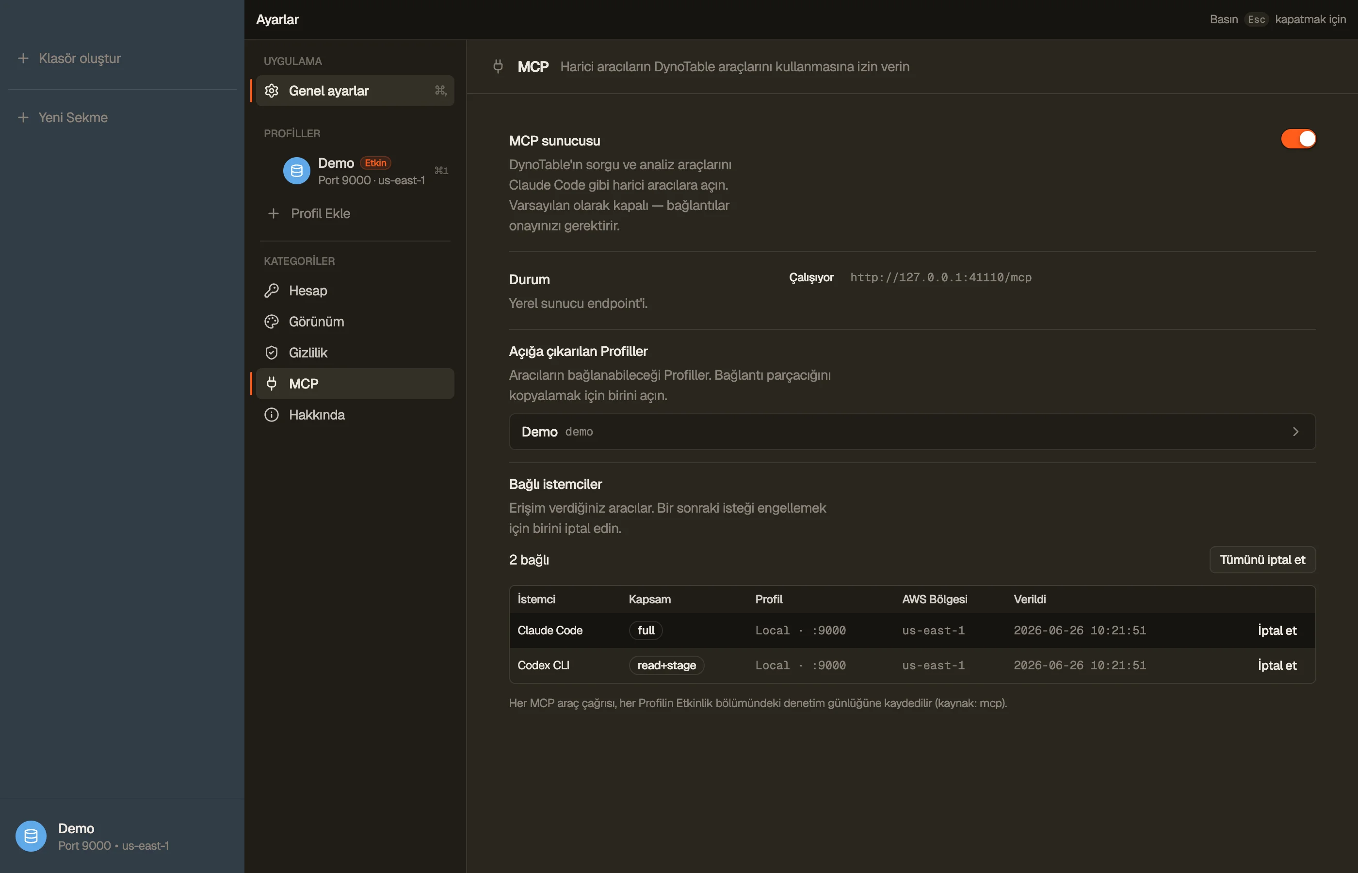 Ayarlar → MCP Server: sunucu yerel bir loopback portunda çalışıyor; bağlı istemcilerin listesi ve erişim düzeyleriyle birlikte.